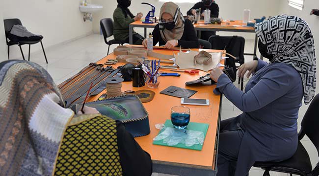 Bilecikli Ev Kadınları Meslek Edindirme Kurslarına Yöneldi