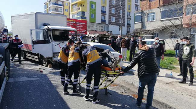 Freni Patlayan Kamyonet Ortalığı Savaş Alanına Çevirdi