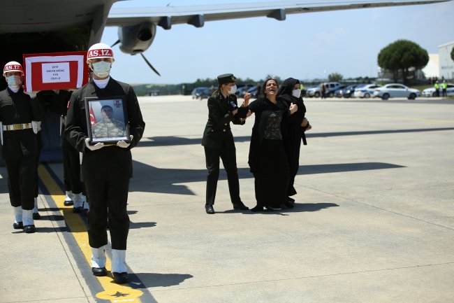 Şehit Olan Asker Kapaklı'da Son Yolculuğuna Uğurlandı