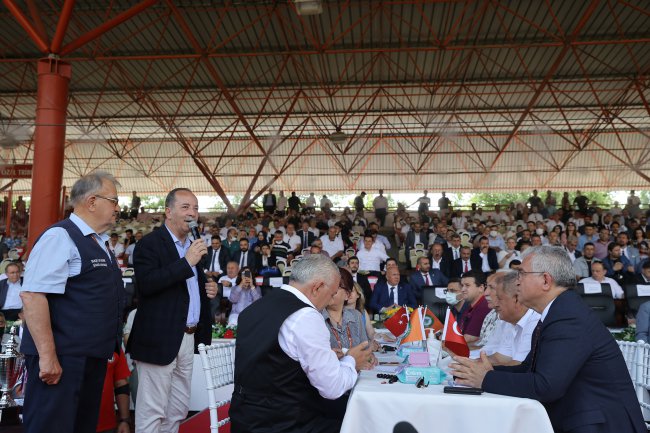 Kırkpınar'ın Güreş Ağalığını 1 Milyon 22 Bin Lira Bedelle Kazandı
