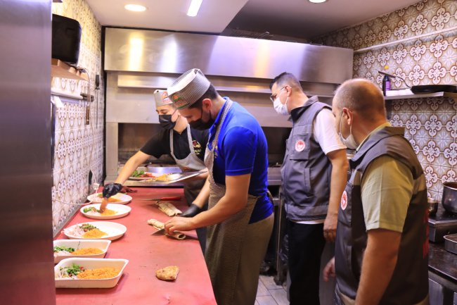 Bayram Öncesi Restoranlara Gıda Denetimi