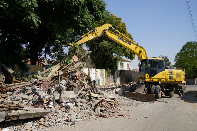 Çorlu 40 Metruk Binadan Kurtuldu!