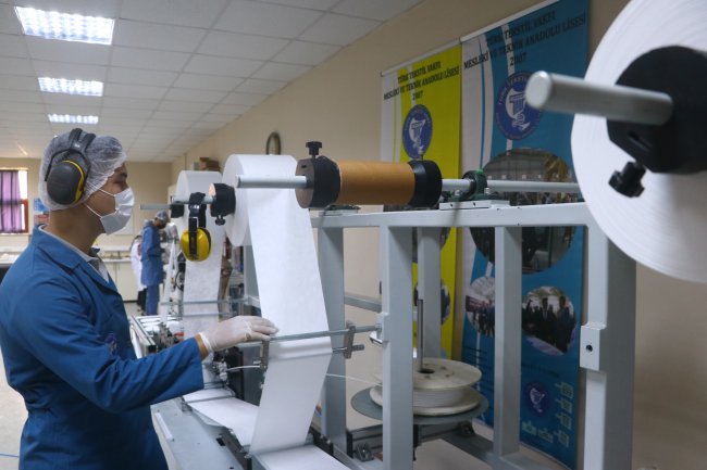 Lise Öğrencileri 10 Bin Öğretmen İçin Hijyen Seti Hazırladı