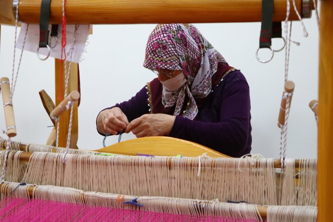 Balkan Mirası "Karacakılavuz" Kadınların İlmekleriyle Geleceğe Taşınıyor