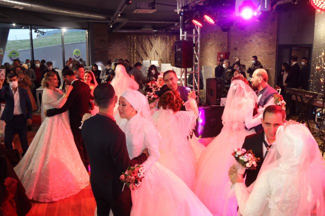 Başkan Yüksel, "Bir El Arabası, Bir Küreği Olmayan Belediyeyi Bu Hale Getirdik"