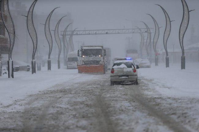 Kar Kalınlığı 20 Santimetreye Ulaştı