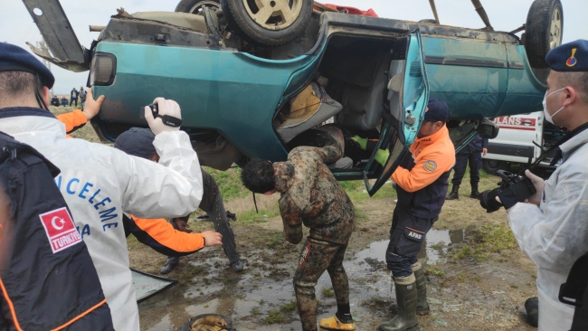 Sulama Kanalına Düşen Otomobilin Sürücüsü Ölü Bulundu
