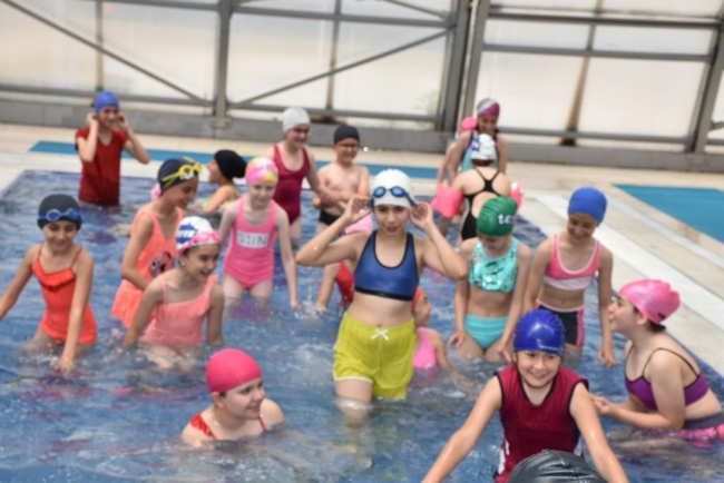 Büyükşehir Belediyesi Muratlı’da Çocukları Su Sporları İle Buluşturdu