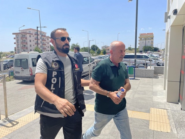 "Usulsüz Reçete" Operasyonunda Gözaltına Alınan 16 Şüpheli Adliyede