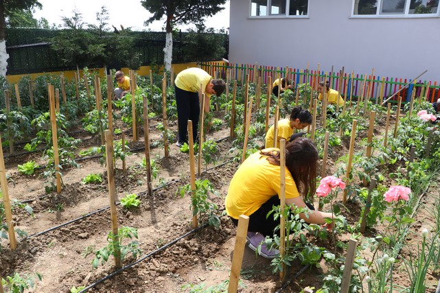 Çevre Dostu Okulda Öğrenciler Geri Dönüşüm Bilinciyle Yetişiyor