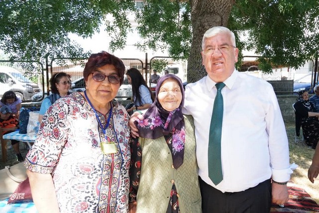 Başkan Yüksel Cem Evlerinin Pikniğine Katıldı
