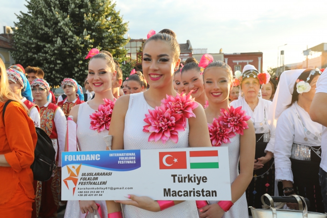 Edirne 1. Uluslararası Halk Dansları Festivali Başladı