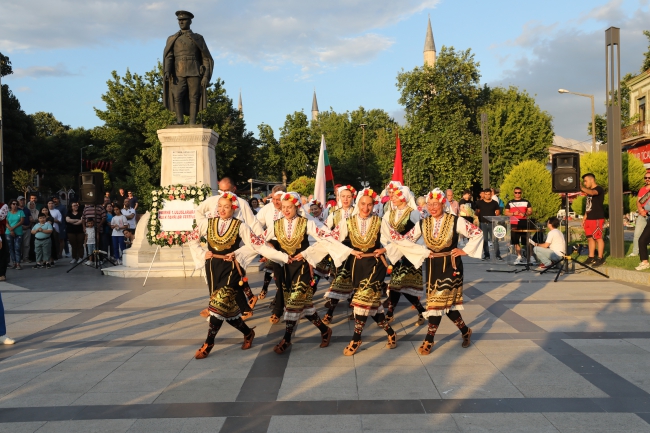 Edirne 1. Uluslararası Halk Dansları Festivali Başladı