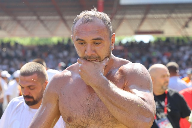 Kırkpınar'da Altın Kemer Yolundaki Ali Gürbüz, Mehmet Yeşil Yeşil'e 2. Turda Elendi