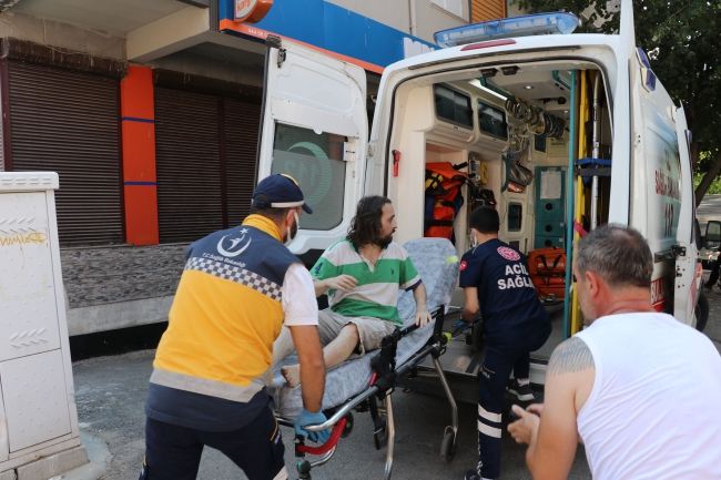 Yangında Mahsur Kalan Kişiyi İtfaiye Ekipleri Kurtardı