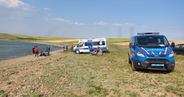 Baraja Serinlemek İçin Giren Kardeşlerden Biri Öldü