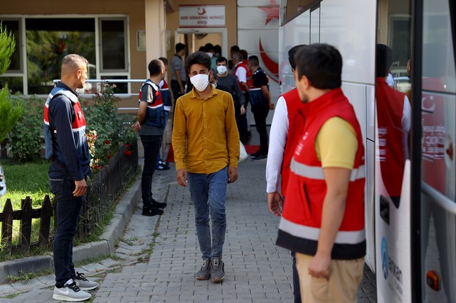 Kırklareli’den 227, Edirne’den 110 Kaçak Göçmen Sınır Dışı Edildi