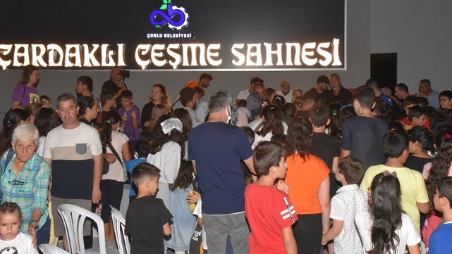 Çardaklı Çeşme Sahnesi Açıldı