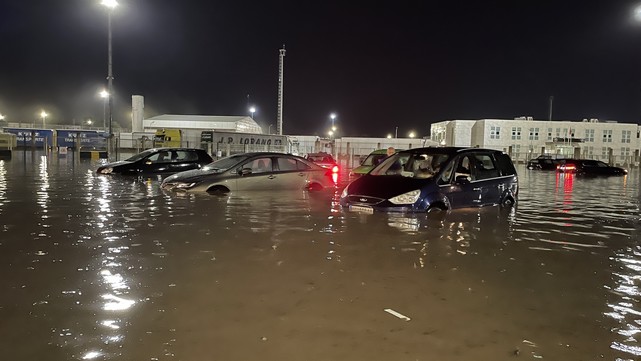 Edirne Kapıkule Gümrük Kapısı'nı Su Bastı