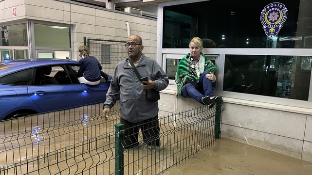 Edirne Kapıkule Gümrük Kapısı'nı Su Bastı