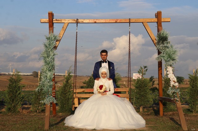 Ergene Belediyesi'nin Eserleri Yeni Evlenen Çiftlerin Doğal Stüdyoları Oldu