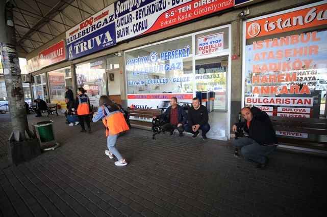Otogarında Siren Seslerini Duyan Yolcular Paniğe Kapıldı