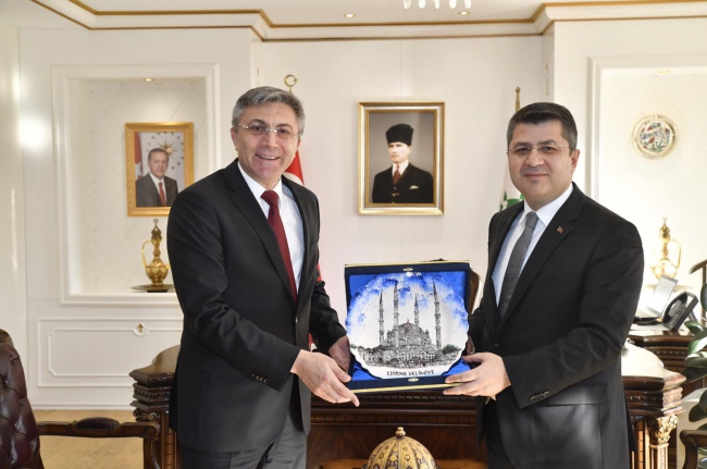 HÖH Genel Başkanı Karadayı, Edirne Valisi Kırbıyık'ı Ziyaret Etti