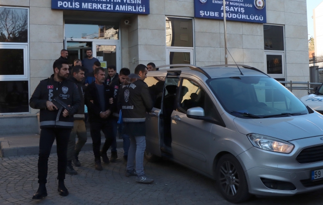 Tutuklanan Cinayet Zanlısının Evini Ateşe Verdiler!