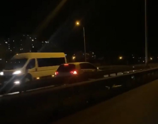 Vurdum Duymazlığın Böylesi! Ters Yönde Akan Trafiğe Karşı İlerledi