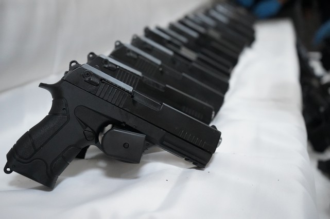 59 Ruhsatsız Tabanca Ele Geçirildi