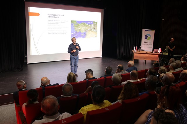 Prof. Dr. Naci Görür'den Yeni Deprem Açıklaması Geldi