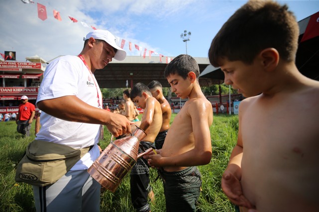 662. Tarihi Kırkpınar Yağlı Güreşleri, Başladı