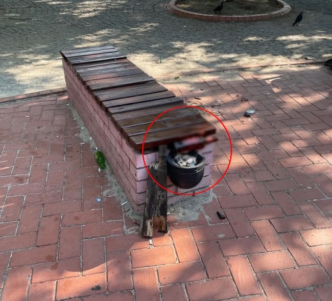 Çocuk Parkını Meyhaneye Çevirdiler!