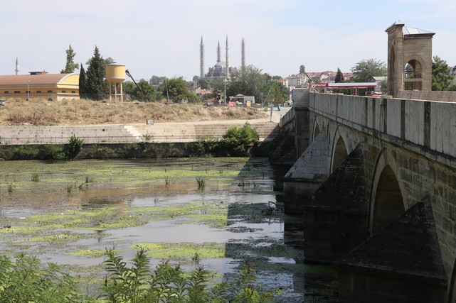 İki Önemli Su Kaynağının Su Seviyesi Düştü