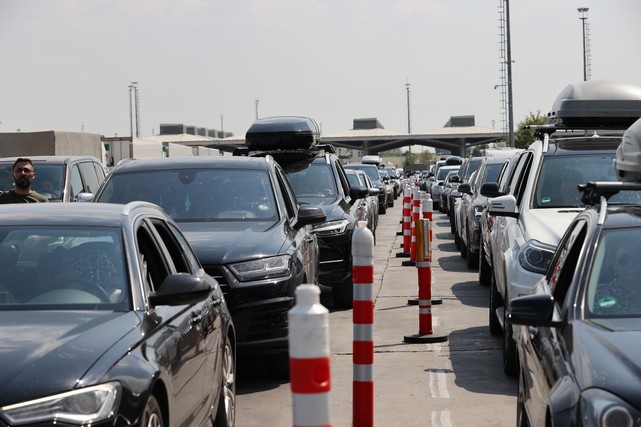 Gurbetçiler Yaşadıkları Ülkelere Bagajları Dolu Dönüyor