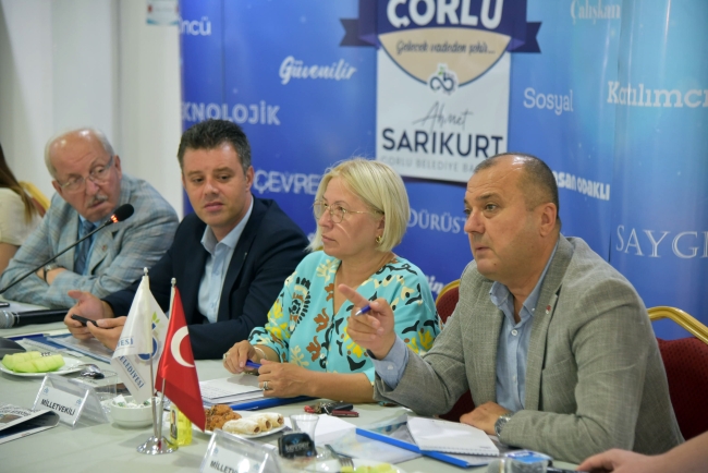 Yetkililer Hava Kirliliği ve Koku Sorunu İçin Toplandı