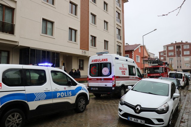 Eşini Silah Zoruyla Rehin Tutan Koca, Özel Harekat Polislerince Gözaltına Alındı
