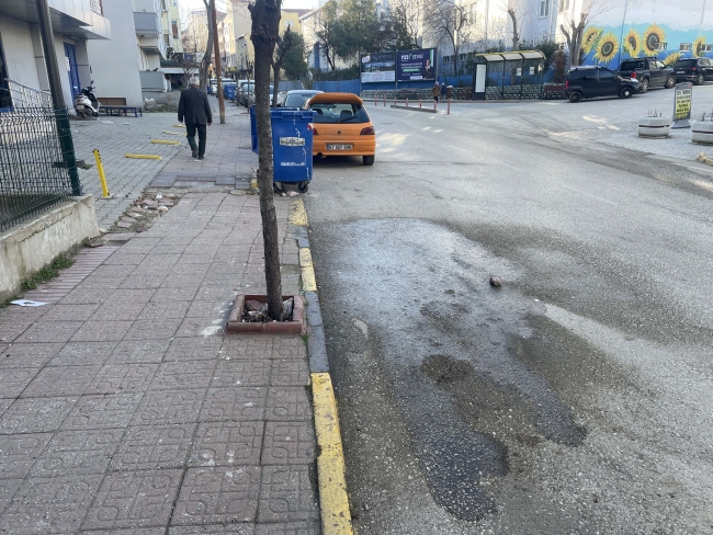 Evden Çıktıkları Sırada Kurşun Yağdırdı! Sonra Boş Arazide İntihara Kalkıştı