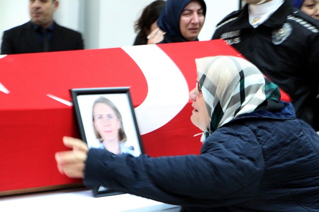 Komiser Eski Eşinin Öldürdüğü Polis Sevda, Gözyaşlarıyla Tekirdağ'a Uğurlandı