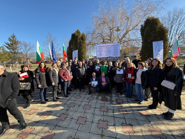 Alvanlar (Yablanovo) Direnişinin Kahramanları 40. Yılında Anıldı