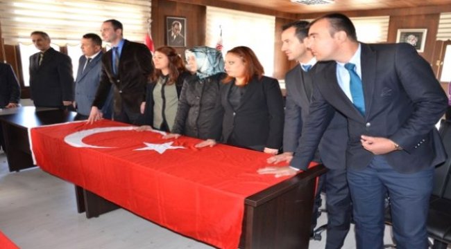8 Memur Yemin Ederek Görevine Başladı