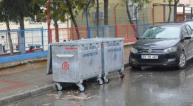 Çöp Konteynerlerı Yenilemeye Başladı