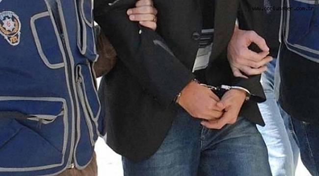 Gerçek Polis Sahte Polisleri Yakaladı