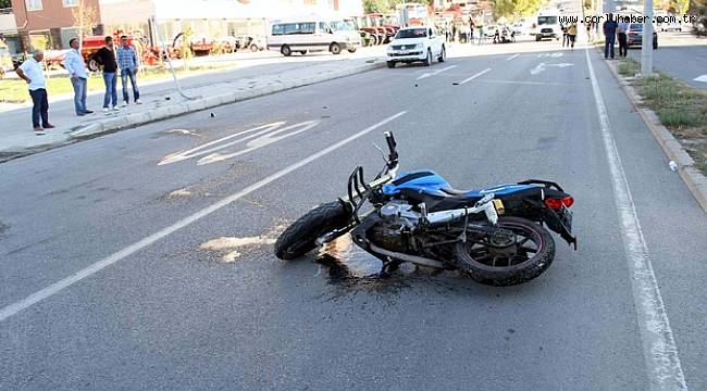 Kasksız Sürücü Kazada Ağır Yaralandı