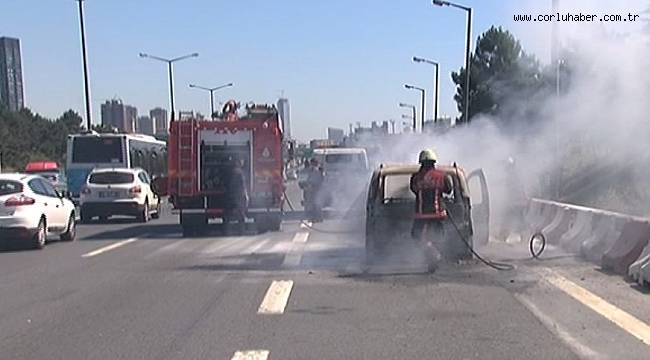 Yanan Otomobil Kullanılmaz Hale Geldi