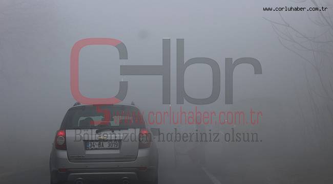 Çorlu'da Yoğun Sis Hayatı Olumsuz Etkiledi