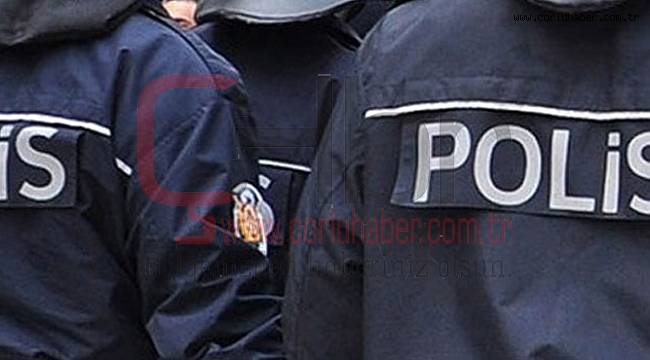 Polis Suçüstü Yakaladı