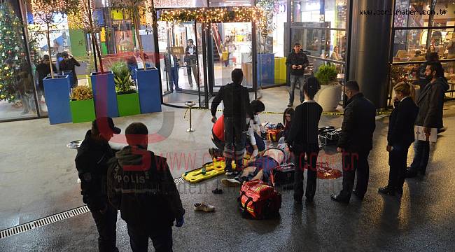 AVM’nin Teras Katından Düşerek Hayatını Kaybetti
