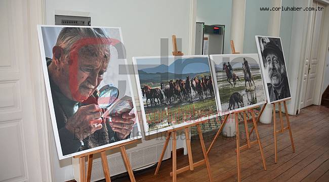 Mehmet Çevik Fotoğraf Sergisi Süleymanpaşa Belediyesi Tarihi Bina’da açıldı