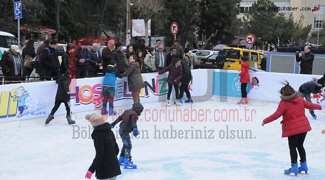Buz Pateni Pisti Yeniden Hizmete Giriyor